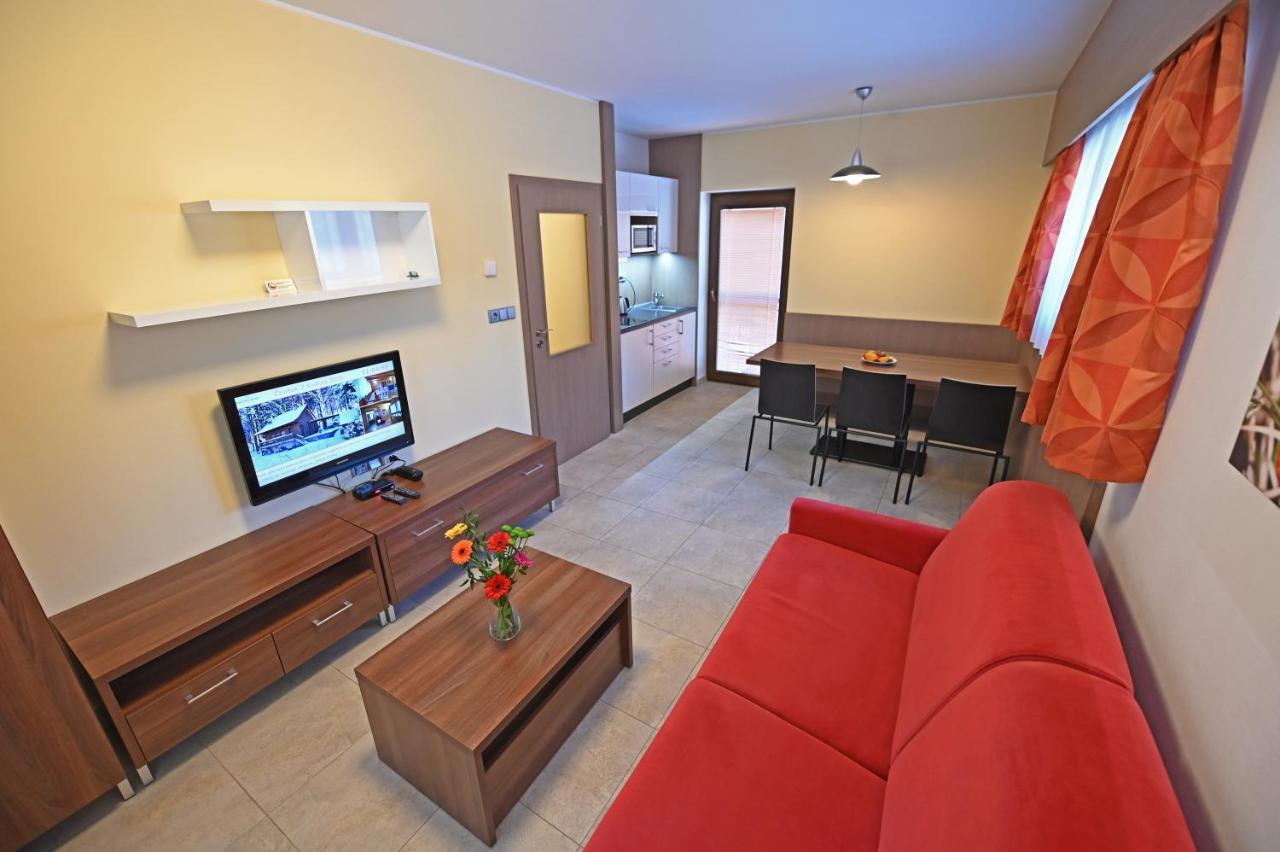 Hotel Jirinka Долні-Морава Екстер'єр фото