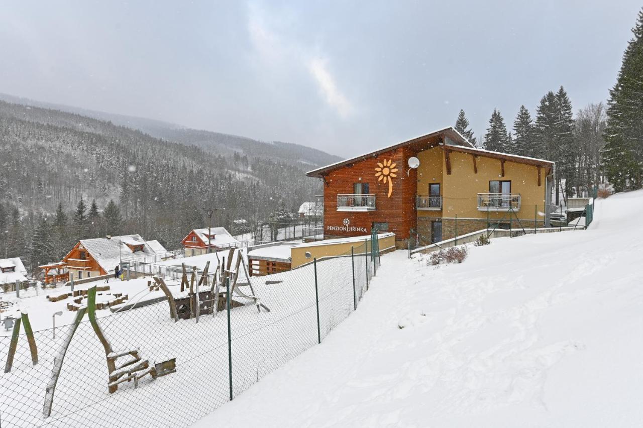 Hotel Jirinka Долні-Морава Екстер'єр фото